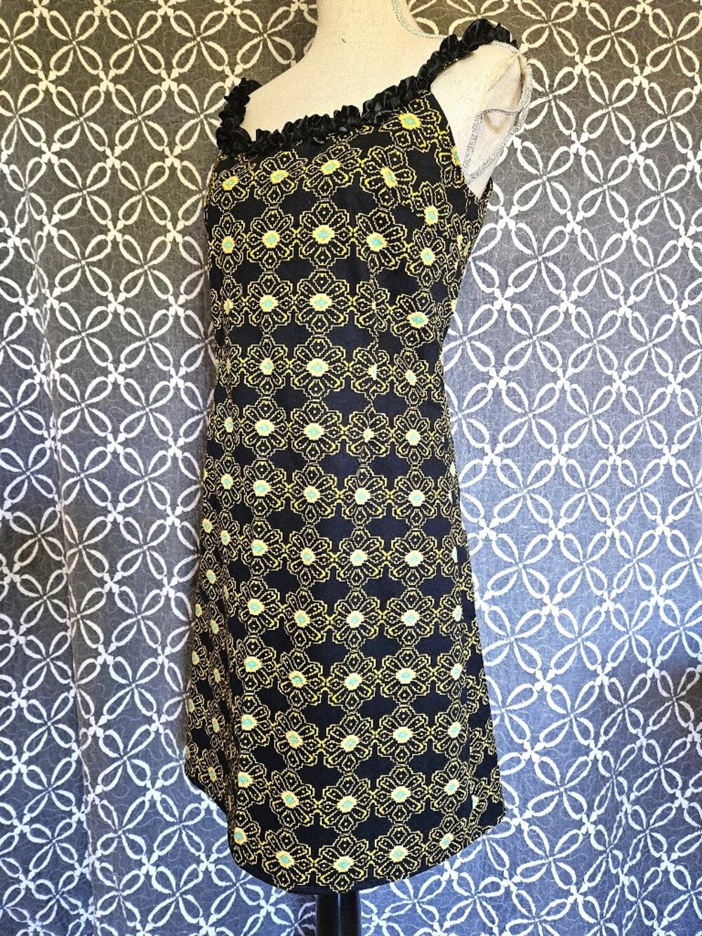 Size M Cotton Shift Dress Ruffled Trim NWT